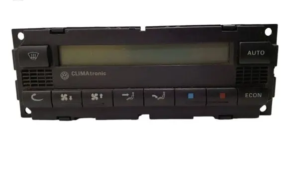 Volkswagen PASSAT B5.5 Climate control unit