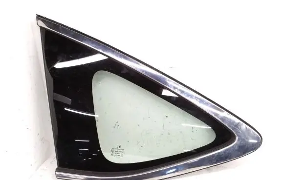 Honda CR-V Rear side window