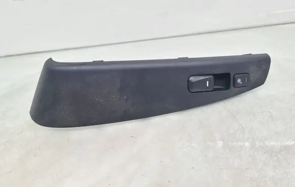 Hyundai ix35 Electric window control switch 3835211310 935802S8109P