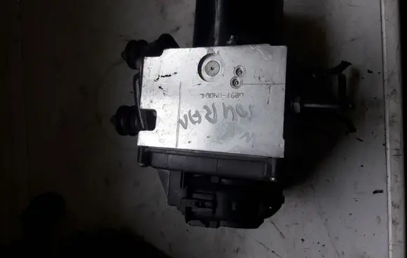 Volkswagen Touran I ABS Pump FQ7051162DET