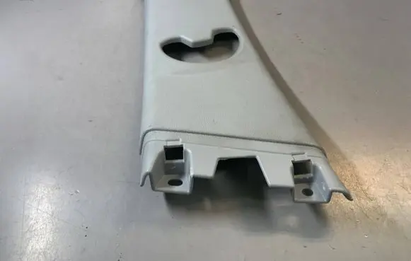 BMW 1 E81 E87 (B) pillar trim (top) 51437070243 7070243