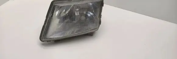 Mercedes-Benz Vito Viano W638 Headlight/headlamp 6388200061 67629570