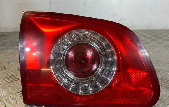 Volkswagen PASSAT B6 Tailgate rear/tail lights 3C9945093