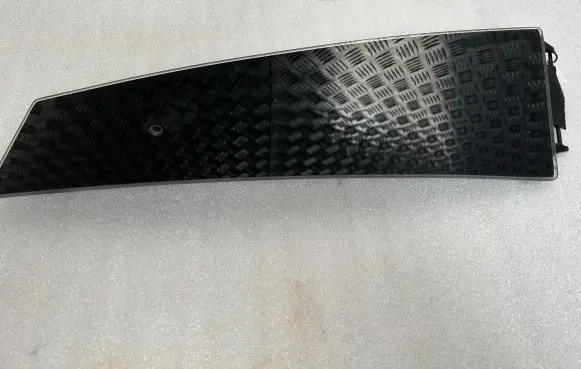 Tesla Model S (B) Pillar trim (exterior) 108390000C