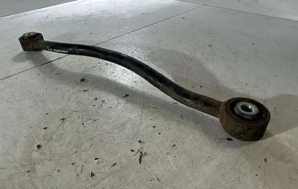Dodge Challenger Rear control arm 68051639AB