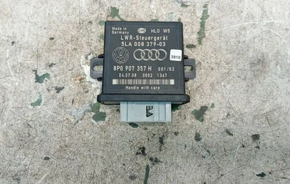 Audi A6 S6 C6 4F Light module LCM 8P0907357H 5LA00837903