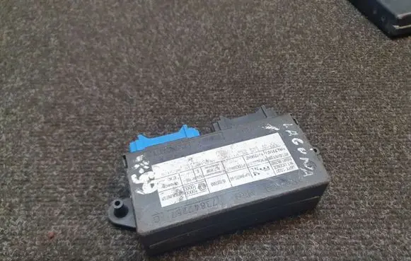 Renault Espace III Comfort/convenience module 73847257C