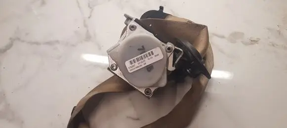 BMW X5 E70 Front seatbelt 305537499J38 076397