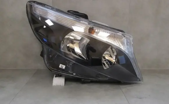 Mercedes-Benz Vito Viano W447 Headlight/headlamp A4479067800