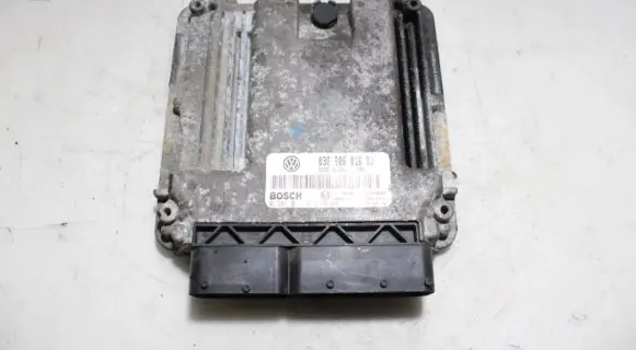 Skoda Octavia Mk2 (1Z) Engine control unit/module ECU 0281011883