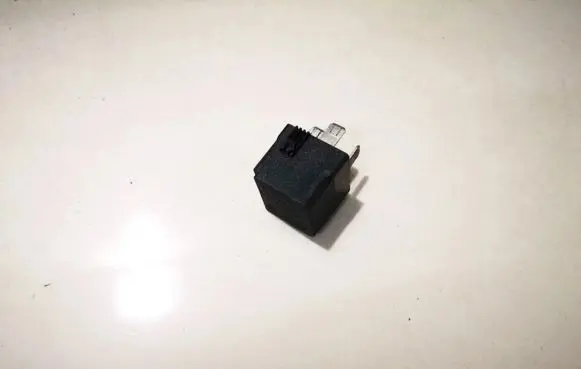 Mercedes-Benz A W168 Other relay a0025421319 4ra007791-00