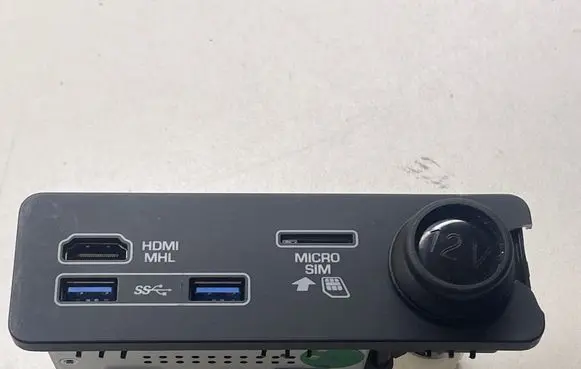 Land Rover Range Rover Velar USB socket connector FW9319E110AE