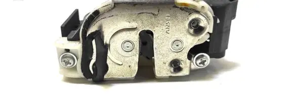 Mitsubishi Outlander Front door lock