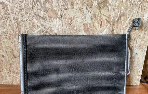 Volkswagen Touareg II A/C cooling radiator (condenser) 7P0820411A