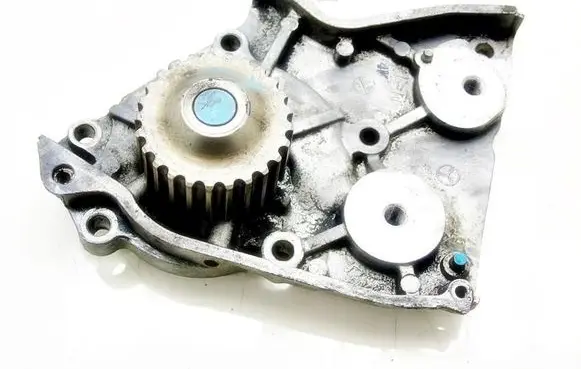 KIA Sportage Water pump 7184158017