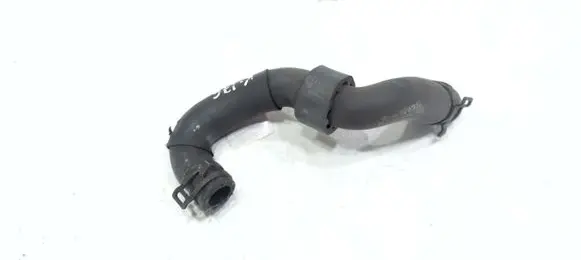 Volkswagen PASSAT B8 Engine coolant pipe/hose 04L122058D