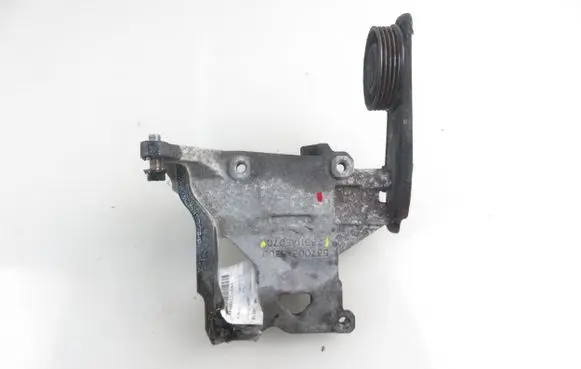 Subaru Legacy A/C compressor mount bracket 73611AE070