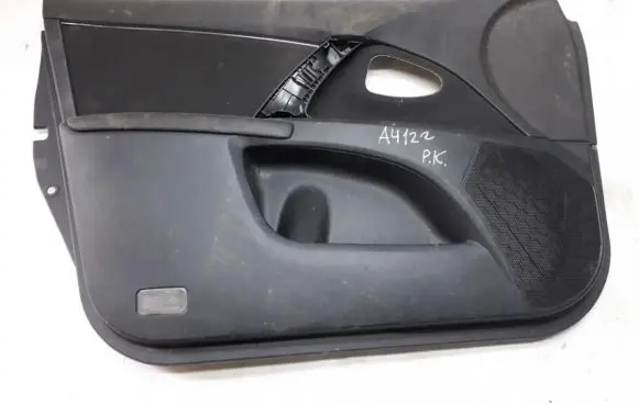 Toyota Avensis T270 Front door card panel trim 6777805040 67778-05040