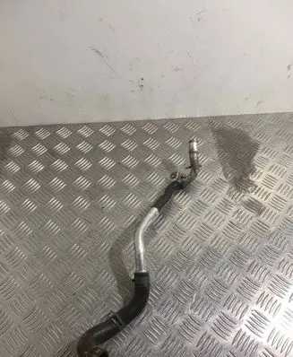 Volkswagen Touareg II Engine coolant pipe/hose 7P0819857C