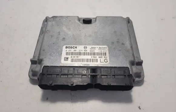 Opel Vectra B Engine control unit/module 90569348 28SA3691 0281001634