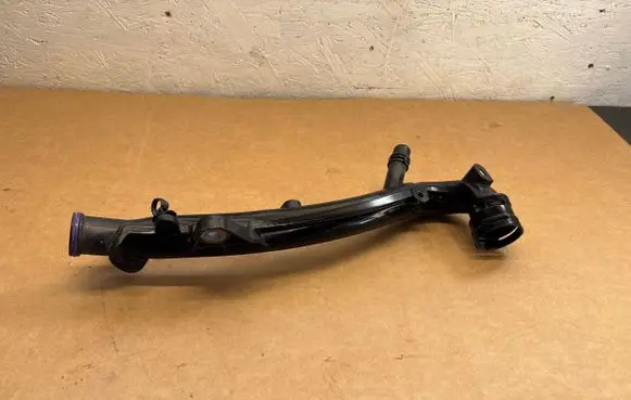 Peugeot 3008 II Intercooler hose/pipe 9817222080