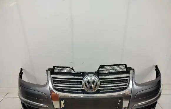 Volkswagen Golf V Front bumper 2005R
