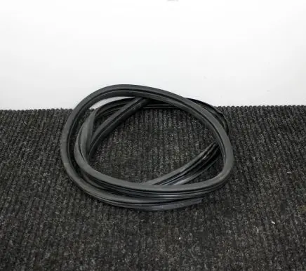 Ford Escape III Rubber seal rear door 