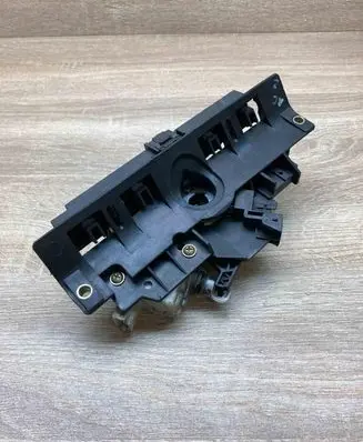 Audi A4 S4 B5 8D Tailgate exterior lock 8D9827565H 4B0827565H