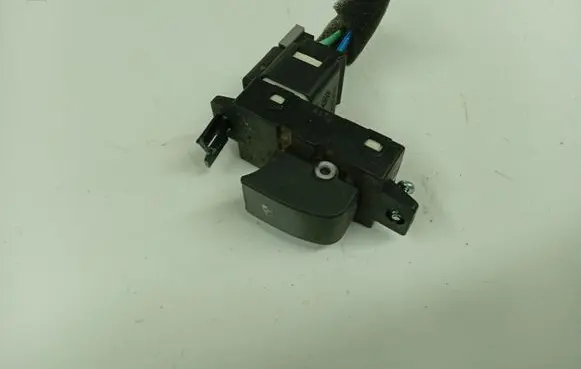 Opel Antara Electric window control switch 202005438