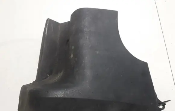 Volvo XC90 Side skirt rear trim 