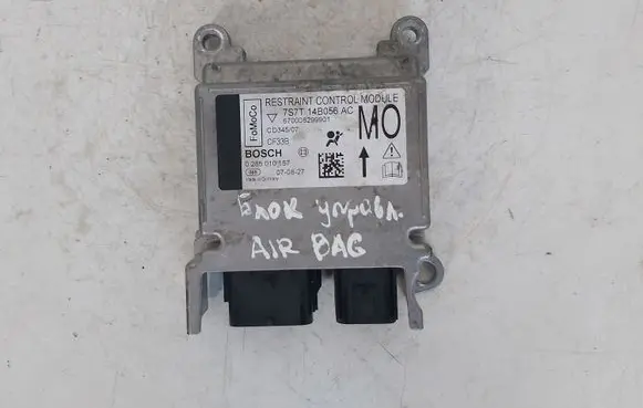 Ford Mondeo MK IV Airbag control unit/module 0285010157