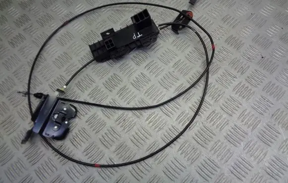 Renault Koleos II Seat back rest lock catch 214Y273