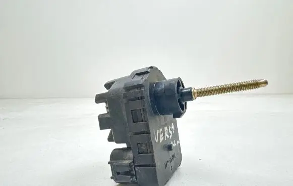 Toyota Avensis Verso Headlight level adjustment motor 