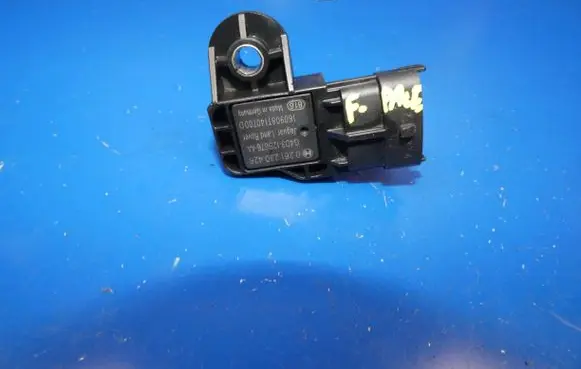Jaguar F-Pace Air pressure sensor G4D312B676AA