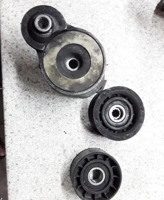 Saab 9-3 Ver2 Alternator belt tensioner TB112D