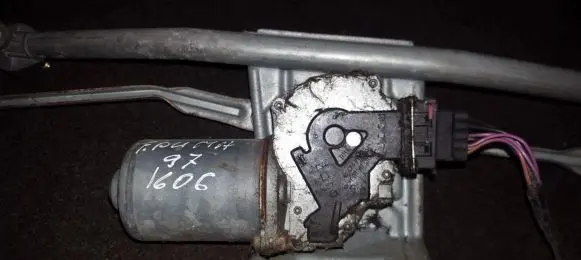 Ford Puma Wiper motor 96fb17b571da