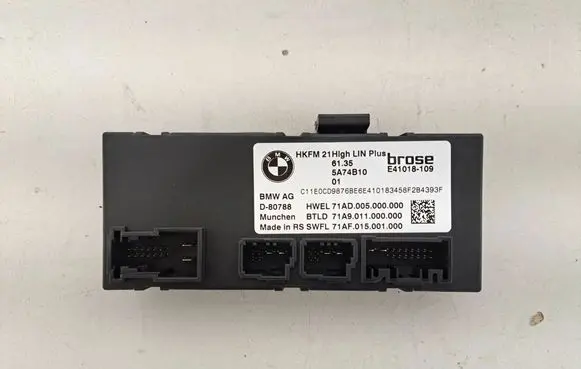 BMW X5 G05 Tailgate/trunk control unit/module 5A74B10 5B529E4