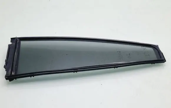 Toyota Land Cruiser (J150) Rear vent window glass M2L3 6812460340 D0T20AS3
