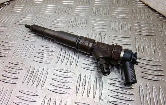BMW X5 E53 Fuel injector 0445110216 7793836