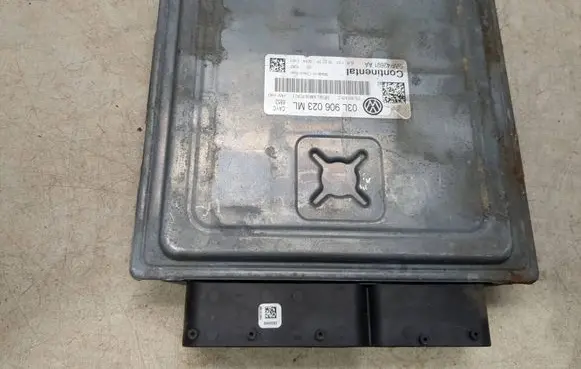 Volkswagen Golf VI Engine control unit/module 03L906023ML 5WP42691AA 03L907425C
