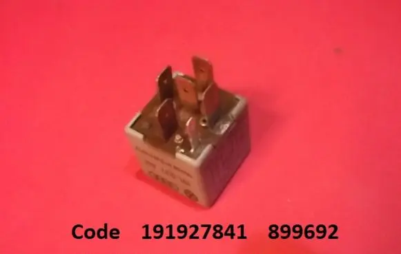 Volkswagen PASSAT B5 Other relay 191927841 899692
