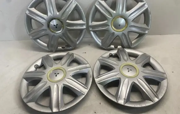Mitsubishi ASX R16 wheel hub/cap/trim 