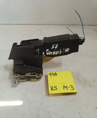 Mitsubishi Space Wagon Front door lock 1212121
