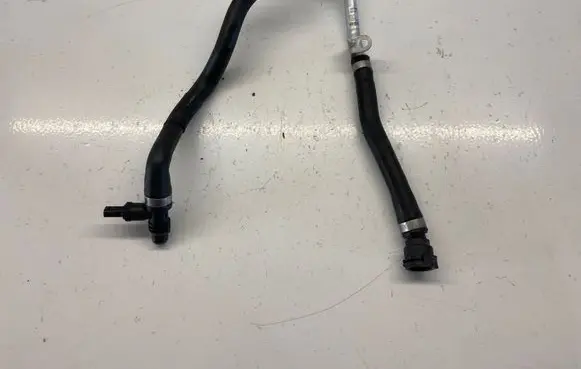 BMW X3 F25 Engine coolant pipe/hose 8573715