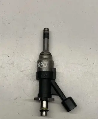 Chevrolet Camaro Fuel injector 12709470