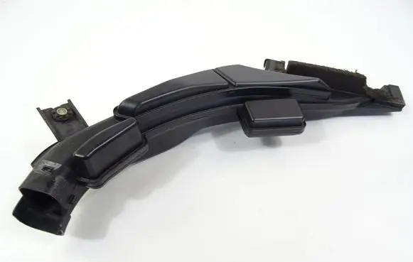 Nissan X-Trail T32 Air intake hose/pipe 4BE0A