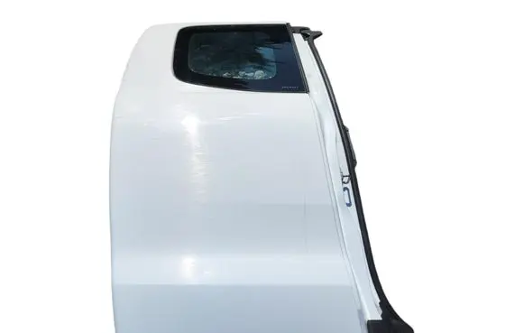 Nissan King Cab, Navara Rear door 