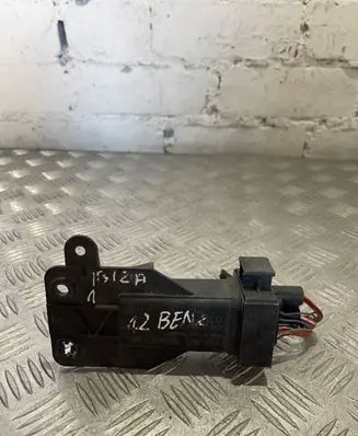 Seat Ibiza IV (6J,6P) Coolant fan relay 5J0919506