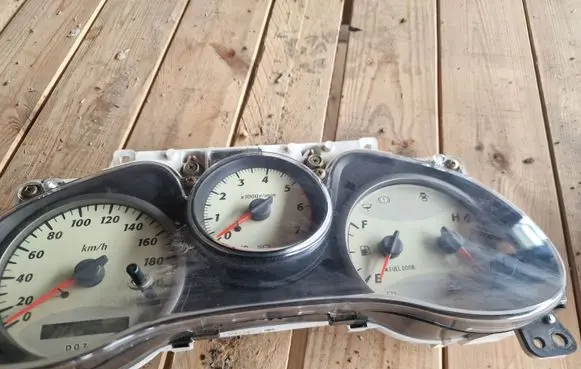 Toyota RAV 4 (XA30) Speedometer (instrument cluster) 838004A090