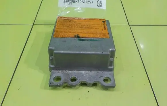 Nissan Qashqai+2 Airbag control unit/module 98820BK60A